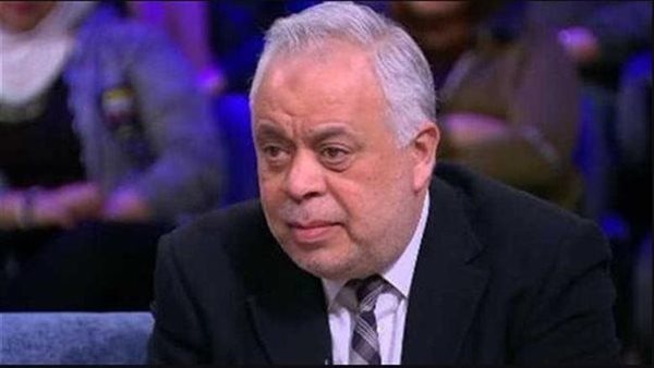 الفنان أشرف زكي 