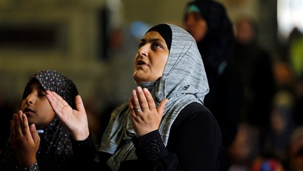 دعاء ثامن يوم رمضان 2025 .. اللهم تقبل صيامنا وقيامنا