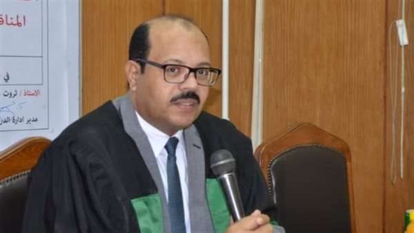محي عبد السلام الخبير الاقتصادي