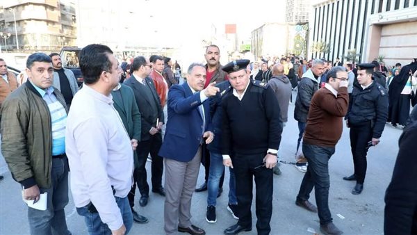 محافظ الشرقية يترأس حملة اشغالات بشارع البوسطة