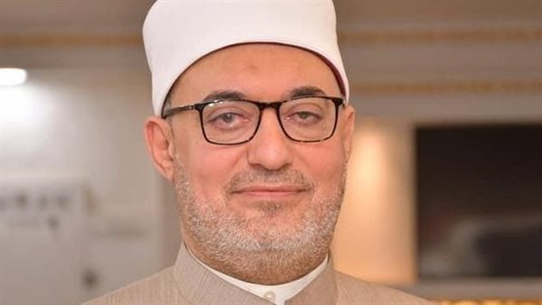الدكتور نظير عياد مفتي الجمهورية