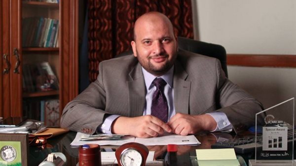 الدكتور إبراهيم نجم 