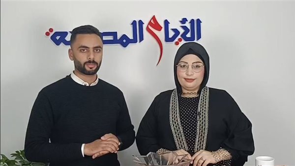 الزميلة آية رجب والزميل محمد سالم 