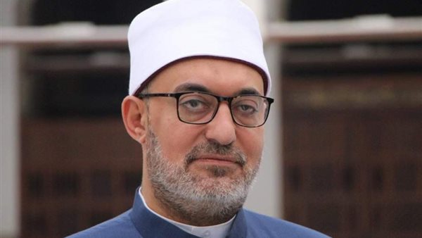 الدكتور نظير عياد مفتي الجمهورية 