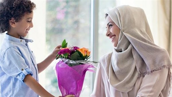 مقدمه اذاعه عن عيد الام