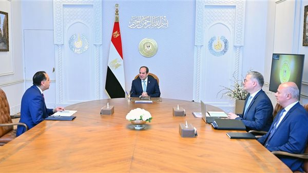 اجتماع رئاسي لبحث تطوير حقل "الفيوم 5" 