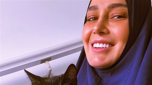حلا شيحة بالخمار في رمضان