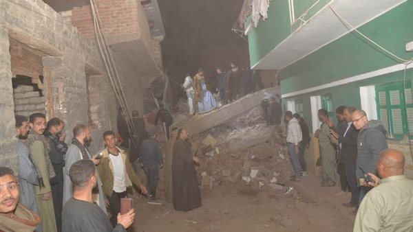 عقار أسيوط المنهار .. انتشال 5 جثامين وتفاصيل مثيرة عن الواق