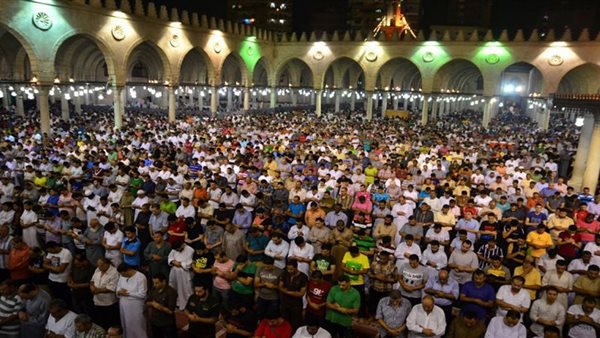 كم عدد صلاه التهجد في رمضان 