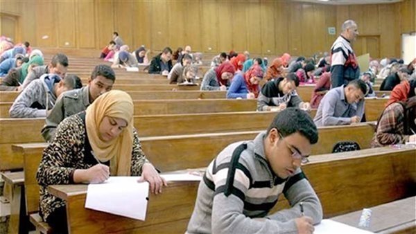حقيقة عقد امتحانات الثانوية العامة 2025 في الجامعات 
