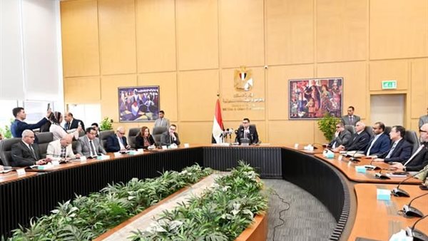 مؤتمر صحفي لوزير الإسكان