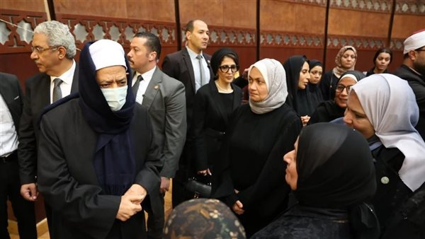 شيخ الأزهر في عزاء المحرصاوي