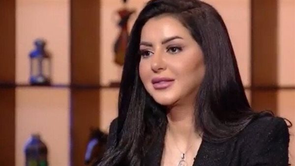وفاة الفنانة إيناس النجار 