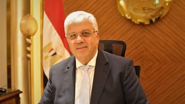 تشميع سنتر العهد وابن حلمك بالإسكندرية بقرار من وزير التعليم