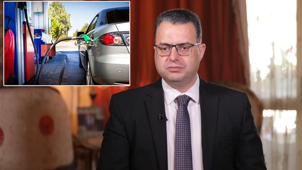 الدكتور أحمد الخطاب الخبير الاقتصادي  
