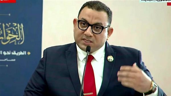 الدكتور كريم عادل رئيس مركز العدل للدراسات الاقتصادية