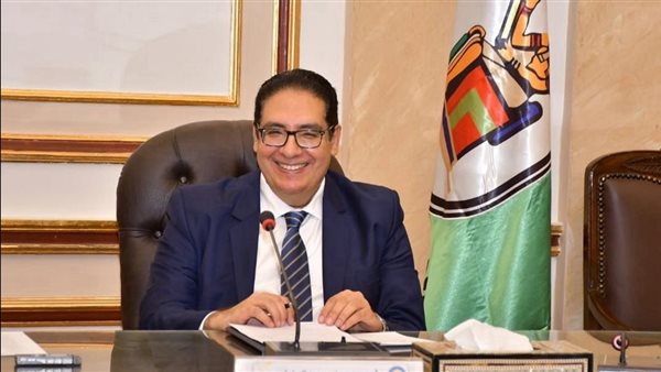 رئيس جامعة القاهرة 