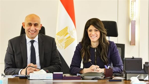 وزيرة التخطيط مع وزير التربية والتعليم والتعليم الفني