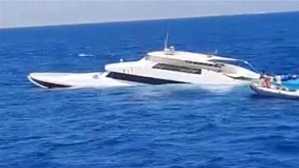 حادث غرق لانش سياحي اليوم