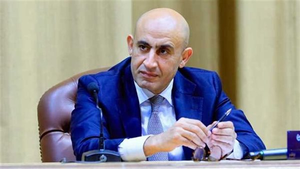 محمد عبد اللطيف، وزير التربية والتعليم