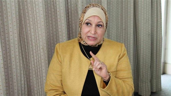الدكتورة كوثر محمود، نقيبة الأطباء