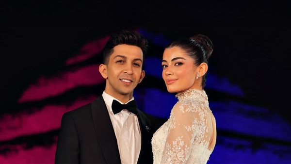 الصور الأولى لـ فرح ليلى أحمد زاهر وهشام جمال 