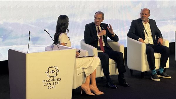 مصر تعزز حضورها في قمة الذكاء الاصطناعي بدبي 2025