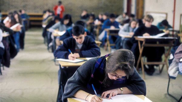 إلغاء الشاشات الذكية في المدارس بالسويد
