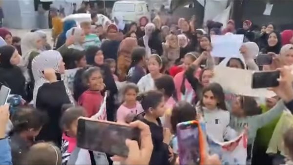 مظاهرات أطفال ونساء غزة ضد حماس