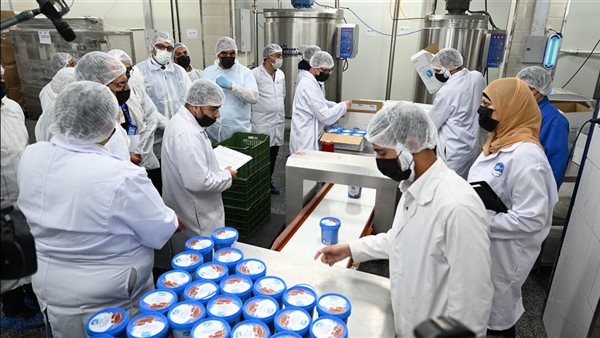 لجنة متابعة توفيق أوضاع مصانع بلبن
