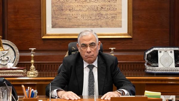 النائب العام يحيل 237 قضية غسل أموال لمحاكم الجنايات