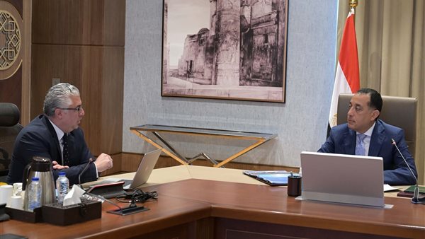 لقاء رئيس الوزراء مع رئيس الهيئة العامة للمنطقة الاقتصادية 