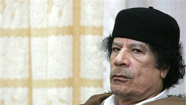 أضخم جرافة في العالم| مصير جرافة معمر القذافي (صور)