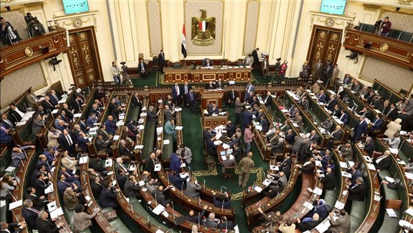 موعد تطبيق قانون العمل الجديد 2025