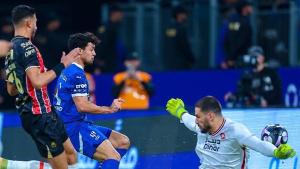 بث مباشر مباراة الرائد والهلال في الدوري السعودي 2025