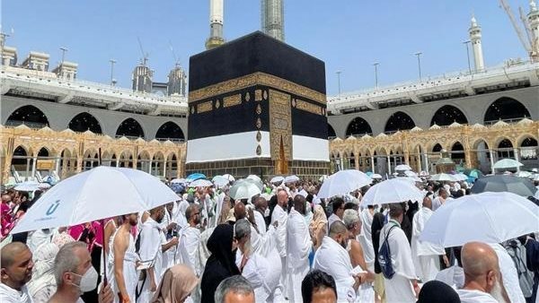 موعد سفر الحج السياحي 2025