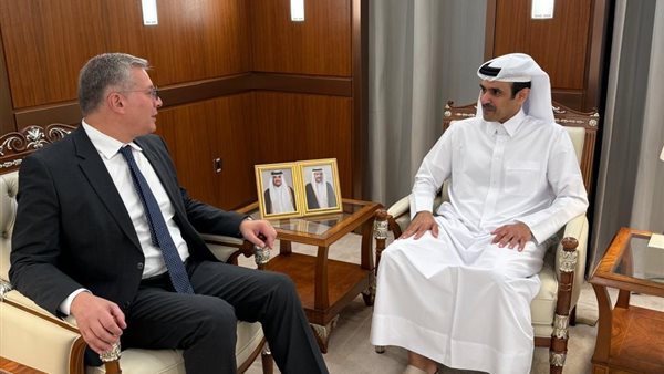 مشروعات مشتركة للغاز الطبيعي مع قطر