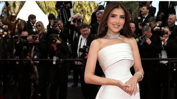 مي عمر في مهرجان كان السينمائي 