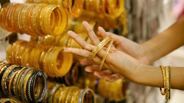 توقعات سعر الذهب نهاية 2025