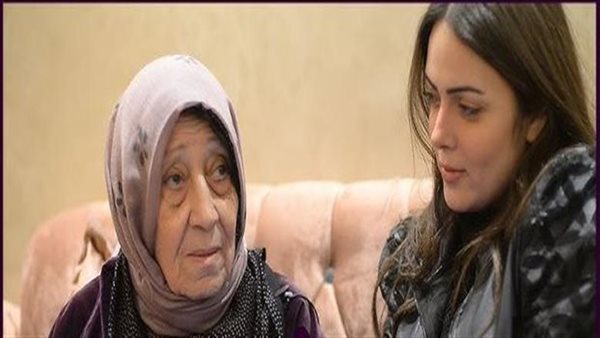 وفاة "تيتة نوال" جدة الفنانة وئام مجدي
