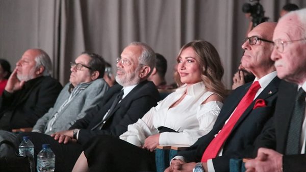 ليلى علوي بعد تكريمها في مهرجان القاهرة للسينما الفرنكوفونية