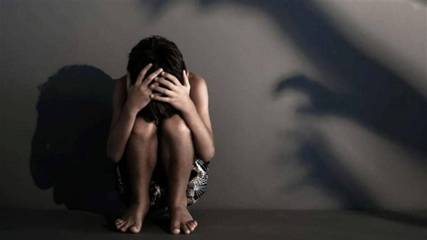 تفاصيل الحكم على طبيب شهير بالسجن 20 عاما، اغتصب 299 سيدة