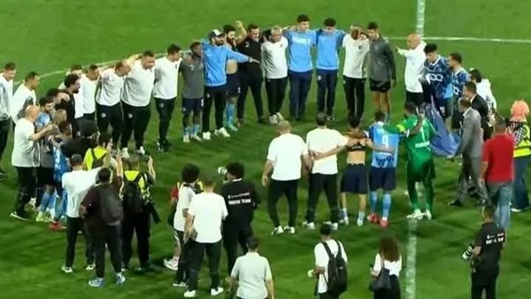 احتفال بيراميدز بالدوري 