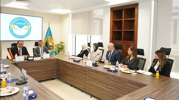 هيئة الاعتماد والرقابة الصحية تبحث التعاون مع اتحاد المستشفي