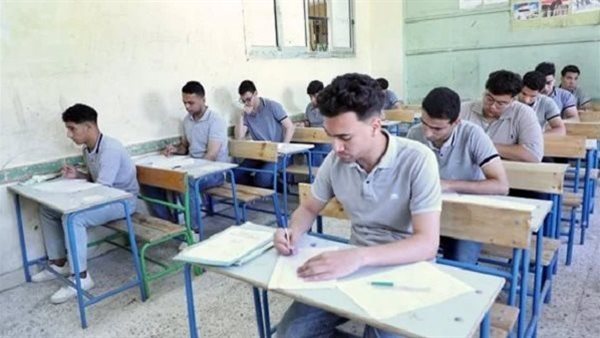 تسريب امتحان مادة الفيزياء في الدبلومات الفنية يثير الجدل وو