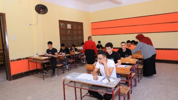 لجان الثانوية العامة