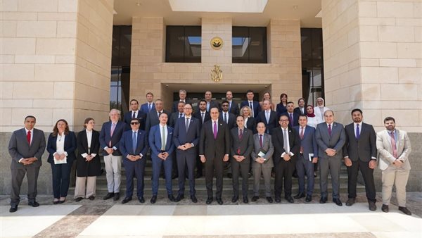 رئيس هيئة الرعاية الصحية يبحث تعزيز الشراكات الدولية مع كبرى