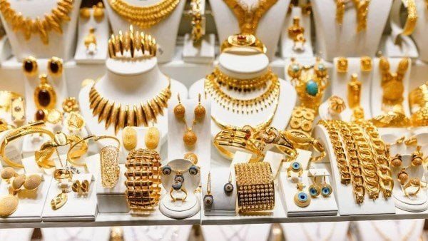 توقعات سعر الذهب بعد العيد 2025