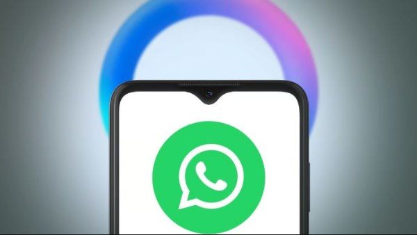 واتساب يطلق ميزة إنشاء روبوتات دردشة بالذكاء الاصطناعي بدون 