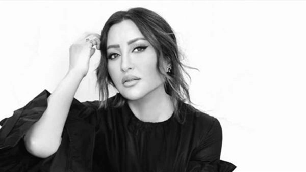 لطيفة التونسية تكشف تفاصيل وفاة شقيقها